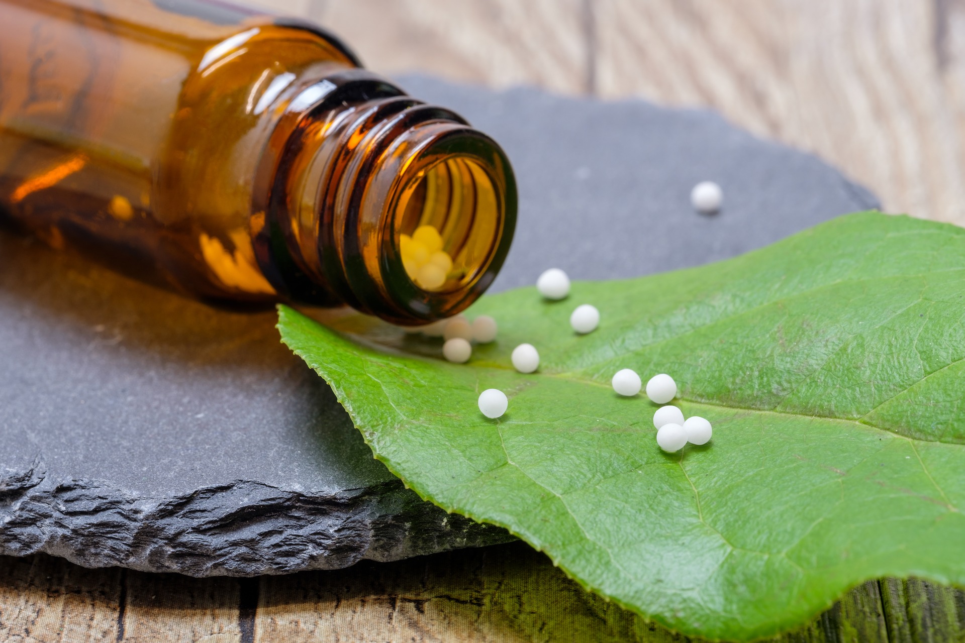 Curso a distância grátis de noções básicas em naturopatia / terapeuta holístico