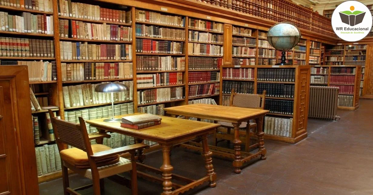 Curso de Formação do Profissional do Bibliotecário