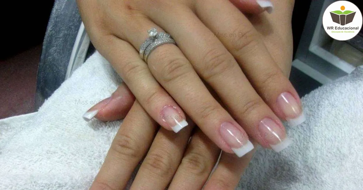 Curso de Unhas de Porcelana