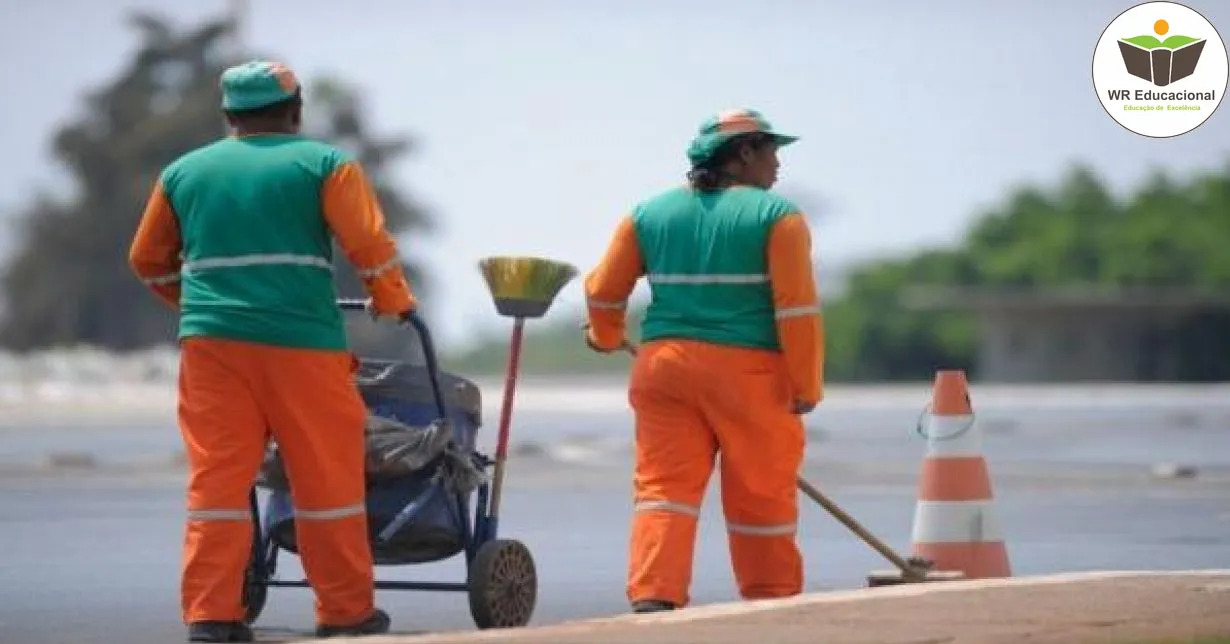 Curso de Gari e Coletores de Lixo